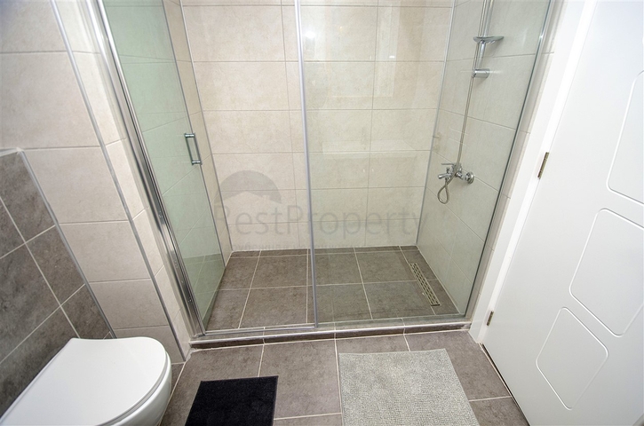 شقة 2 + 1 في مجمع جيد في منطقة كونيالتي