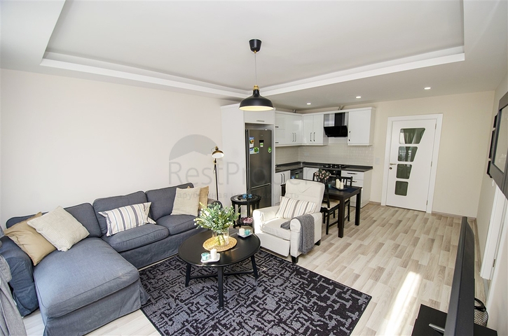 شقة 2 + 1 في مجمع جيد في منطقة كونيالتي