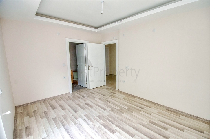 شقة 2 + 1 في مجمع جيد في منطقة كونيالتي