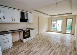 شقة 2 + 1 في مجمع جيد في منطقة كونيالتي