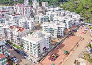 شقة 2 + 1 في مجمع جيد في منطقة كونيالتي