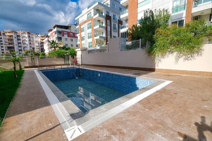  شقق 1 + 1، 2 + 1، 3 + 1 في منطقة كونيالتي - انطاليا