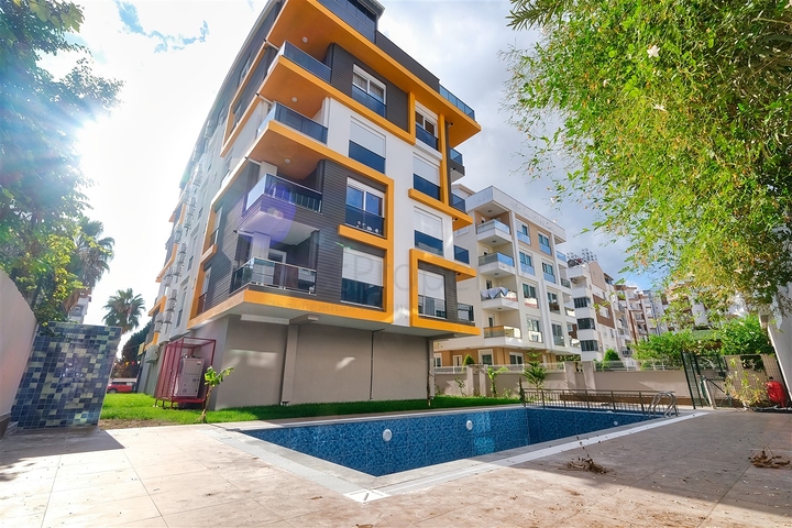  شقق 1 + 1، 2 + 1، 3 + 1 في منطقة كونيالتي - انطاليا