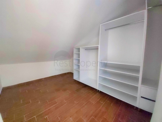 شقة بتصميم 4 + 1 في وسط أنطاليا