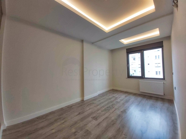 شقة بتصميم 4 + 1 في وسط أنطاليا