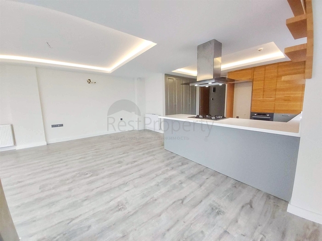 شقة بتصميم 4 + 1 في وسط أنطاليا