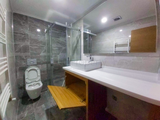 شقة بتصميم 4 + 1 في وسط أنطاليا