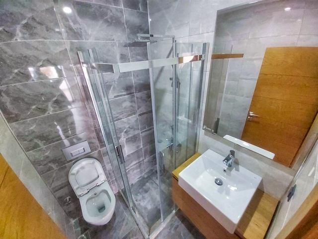 شقة بتصميم 4 + 1 في وسط أنطاليا