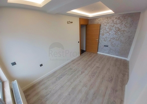 شقة بتصميم 4 + 1 في وسط أنطاليا