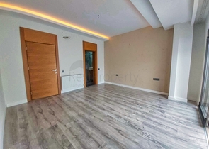 شقة بتصميم 4 + 1 في وسط أنطاليا