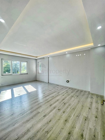  شقة 3 + 1 في منطقة بينارباشي- أنطاليا