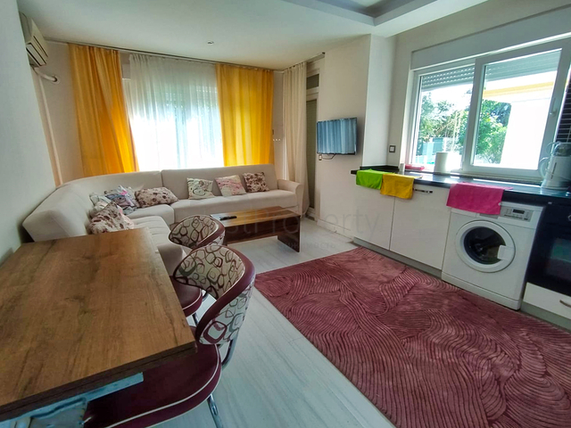 شقة 1 + 1 في لارا - أنطاليا