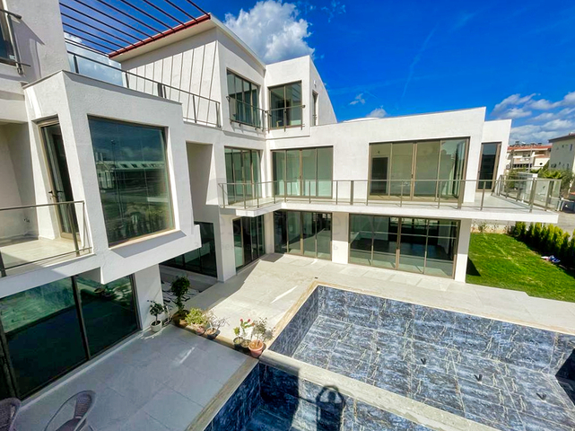 فلل في بيليك - انطاليا