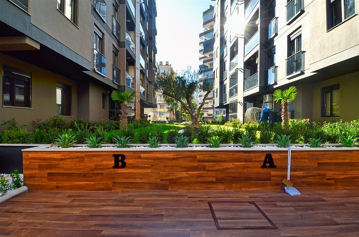 شقق 3 + 1 ، 4 + 1 مخطط لها في كونيالتي - أنطاليا