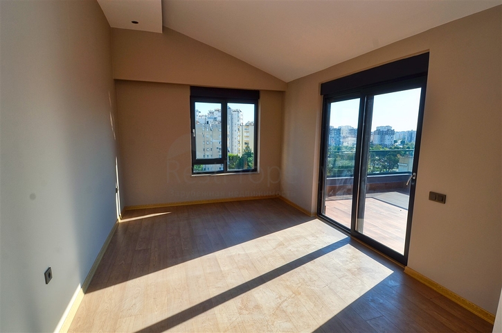 شقق 3 + 1 ، 4 + 1 مخطط لها في كونيالتي - أنطاليا