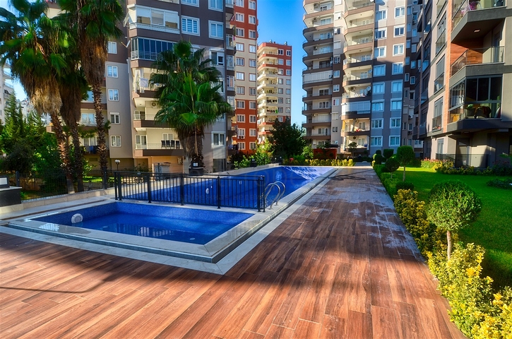 شقق 3 + 1 ، 4 + 1 مخطط لها في كونيالتي - أنطاليا