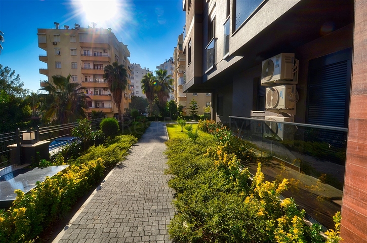 شقق 3 + 1 ، 4 + 1 مخطط لها في كونيالتي - أنطاليا