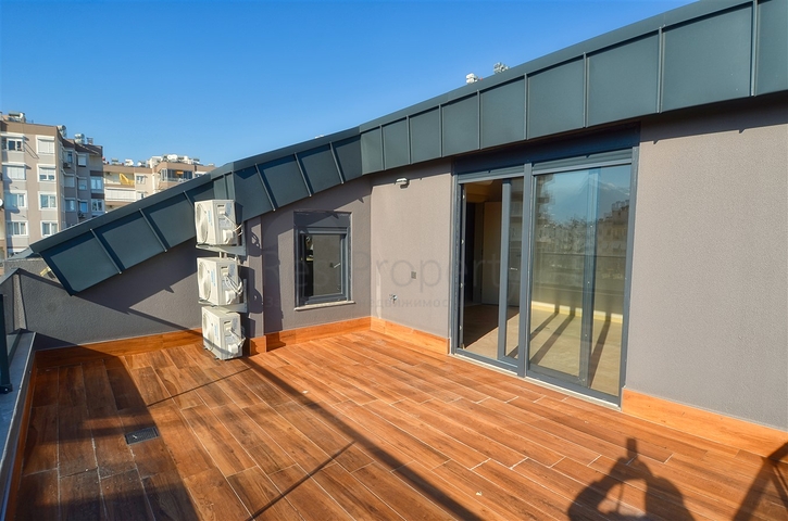 شقق 3 + 1 ، 4 + 1 مخطط لها في كونيالتي - أنطاليا