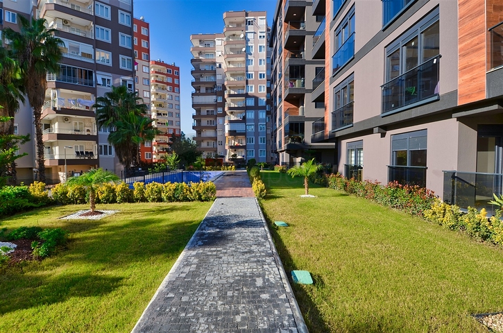 شقق 3 + 1 ، 4 + 1 مخطط لها في كونيالتي - أنطاليا