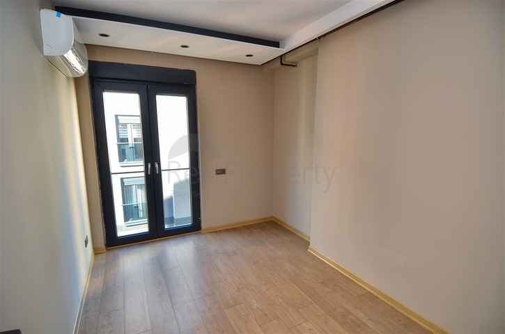 شقق 3 + 1 ، 4 + 1 مخطط لها في كونيالتي - أنطاليا