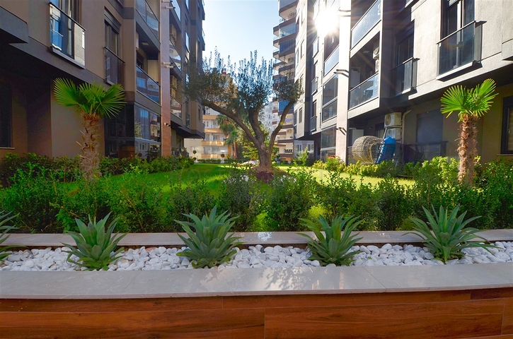 شقق 3 + 1 ، 4 + 1 مخطط لها في كونيالتي - أنطاليا