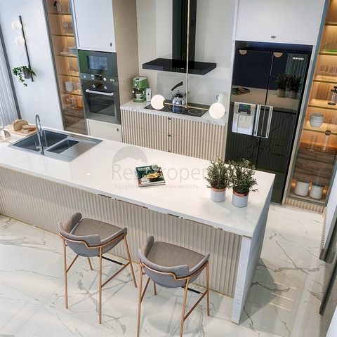 شقة 4 + 1 في حي يشيلباهشة - أنطاليا