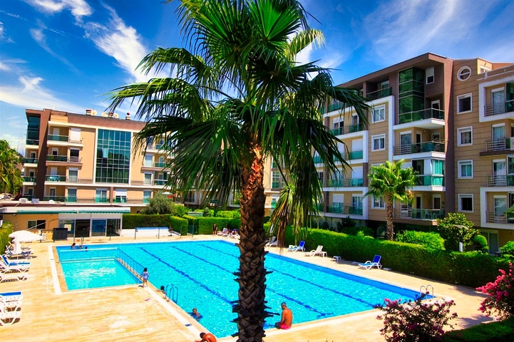 شقة 2 + 1 في منطقة هورما الصغيرة - أنطاليا