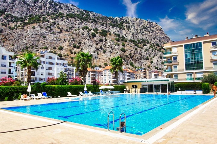 شقة 2 + 1 في منطقة هورما الصغيرة - أنطاليا