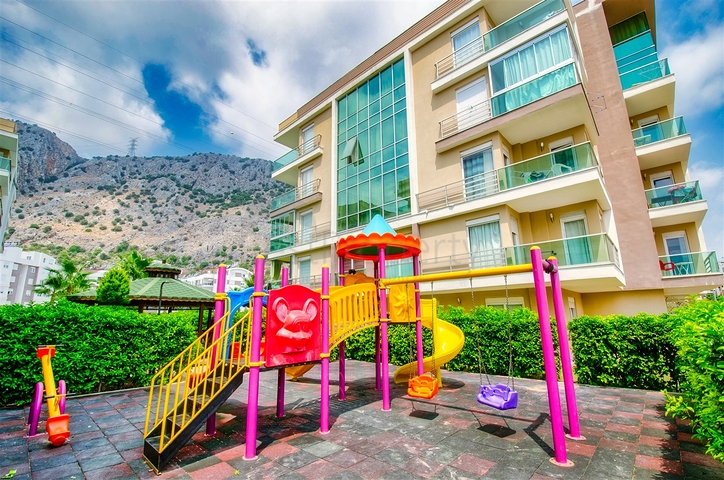 شقة 2 + 1 في منطقة هورما الصغيرة - أنطاليا