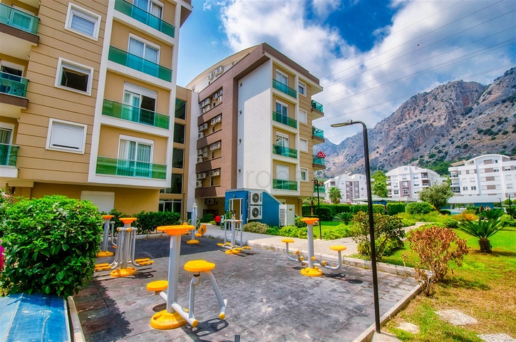 شقة 2 + 1 في منطقة هورما الصغيرة - أنطاليا