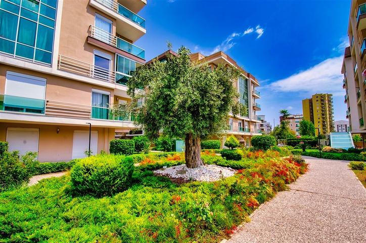 شقة 2 + 1 في منطقة هورما الصغيرة - أنطاليا