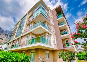 شقة 2 + 1 في منطقة هورما الصغيرة - أنطاليا