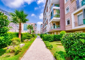 شقة 2 + 1 في منطقة هورما الصغيرة - أنطاليا