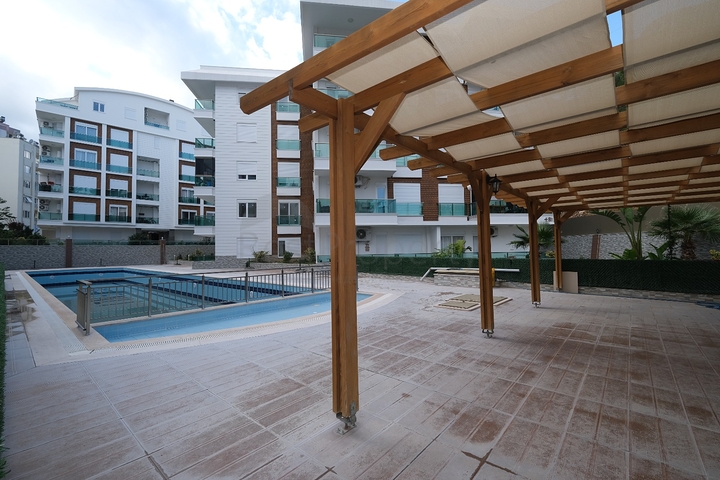 شقة 2 + 1 في منطقة ساريسو - أنطاليا