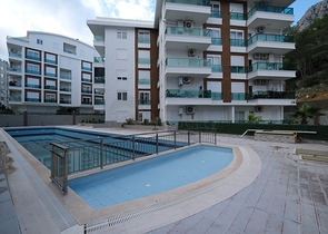 شقة 2 + 1 في منطقة ساريسو - أنطاليا