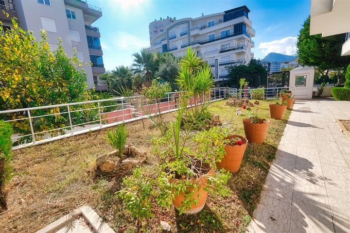 شقة 2 + 1 في منطقة ليمان المرموقة - أنطاليا