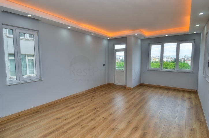 شقة 3 + 1 في منطقة جوفينليك - أنطاليا