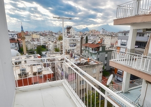 شقة 3 + 1 في منطقة جوفينليك - أنطاليا