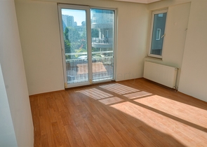 شقة 3 + 1 في منطقة كاجلايان - أنطاليا