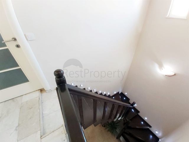 شقة 4 + 1 في منطقة ساريسو - أنطاليا