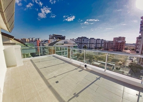 شقة 4 + 1 في منطقة ساريسو - أنطاليا