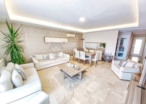 شقة 4 + 1 في منطقة ساريسو - أنطاليا