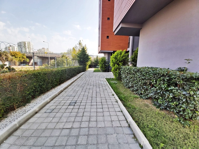 شقة 2 + 1 في مجمع جديد في هورما