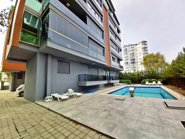 شقة 2 + 1 في مجمع جديد في هورما