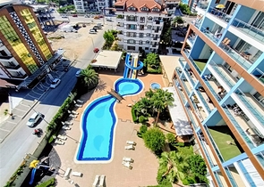 خلف مول الانيوم - شقة غرفة وصالة مفروشة -مجمع فاخر - في جيكجلي / الانيا 