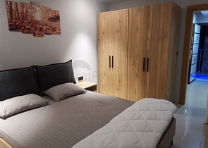 خلف مول الانيوم - شقة غرفة وصالة مفروشة -مجمع فاخر - في جيكجلي / الانيا 