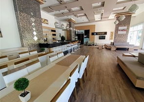 خلف مول الانيوم - شقة غرفة وصالة مفروشة -مجمع فاخر - في جيكجلي / الانيا 