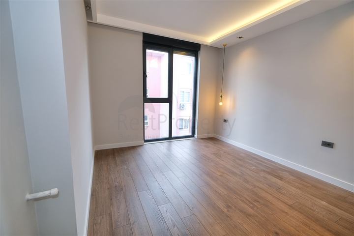 شقة 2 + 1 في منطقة ليمان - كونيالتي