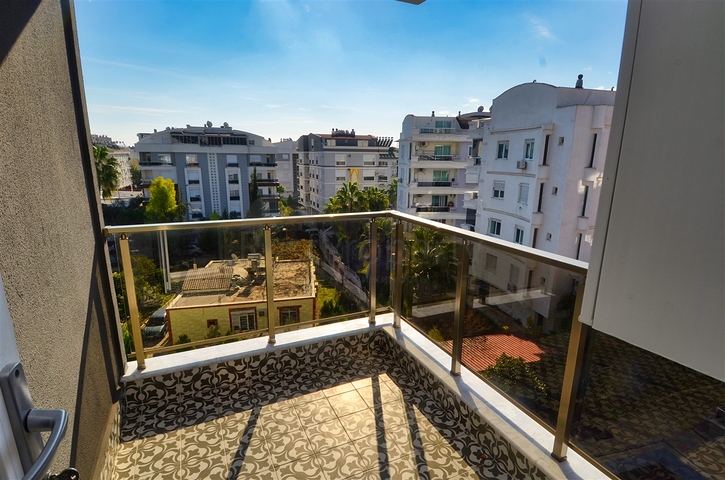 شقة 4 + 1 في منطقة هورما - أنطاليا