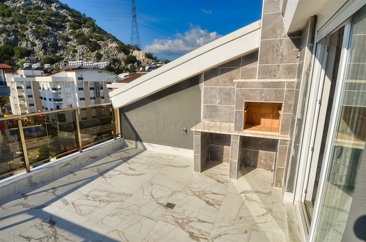 شقة 4 + 1 في منطقة هورما - أنطاليا